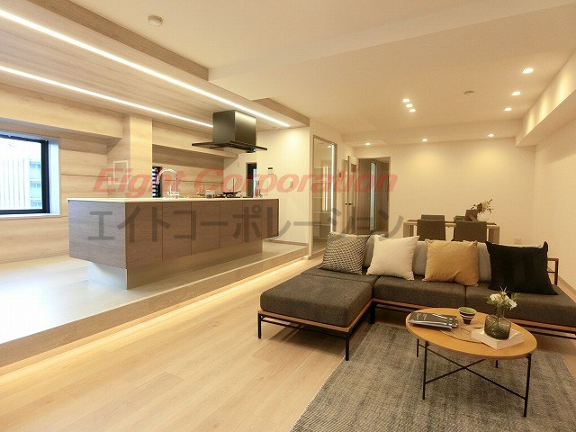 北浜駅 徒歩8分 構造:鉄骨鉄筋コンクリート造専有面積:98.07平米 ( 29.66坪 )