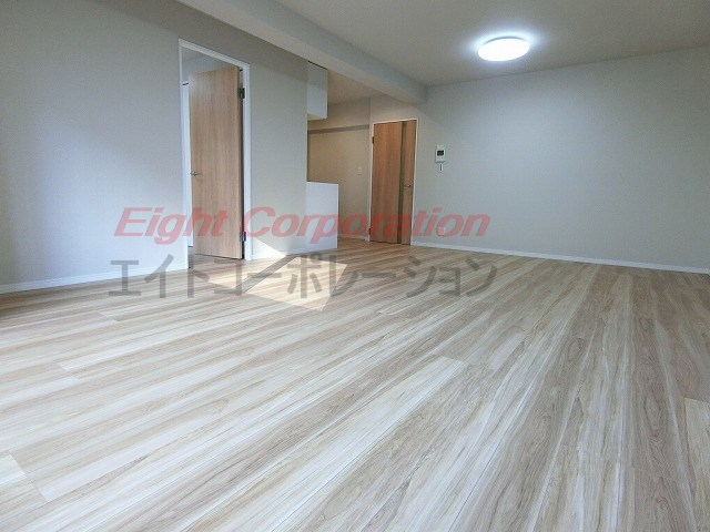 阿波座駅 徒歩3分 構造:鉄骨鉄筋コンクリート造専有面積:75.6平米 ( 22.86坪 )