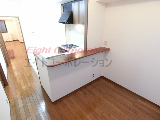 北浜駅 徒歩8分 構造:鉄骨鉄筋コンクリート造専有面積:55.92平米 ( 16.91坪 )